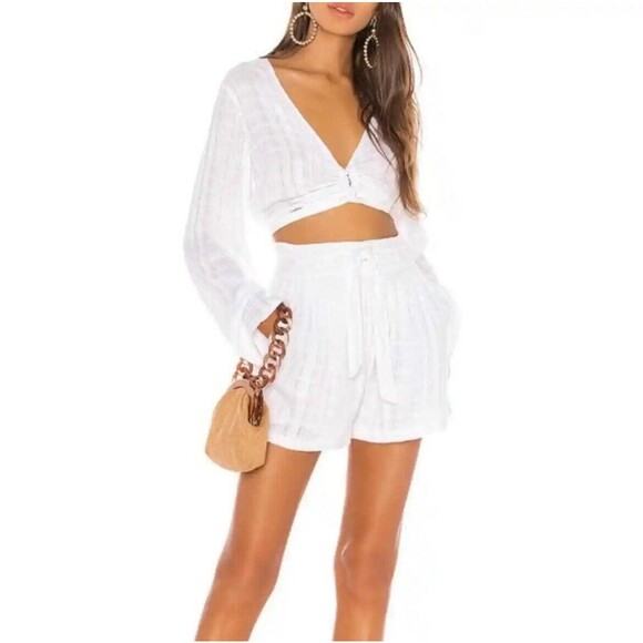 L*Space Shorts Ioana Paperbag White Small Solid Textured Summer Set Pockets Belt - Picture 2 of 10